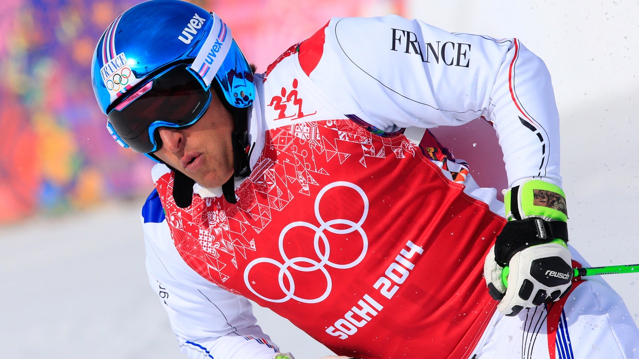 Chapuis wins men's skicross gold as French sweep medals in event